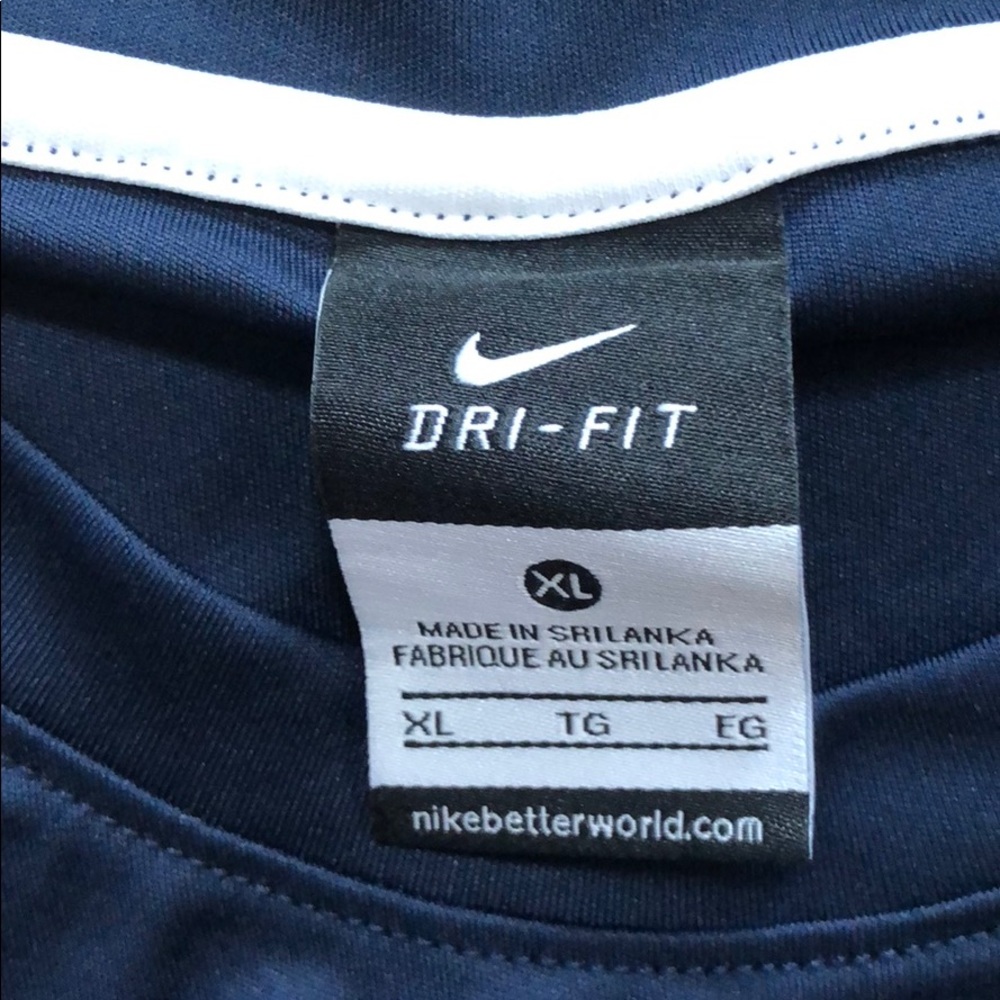 NIKE kids dri fit t shirt - Picture 3 of 3
